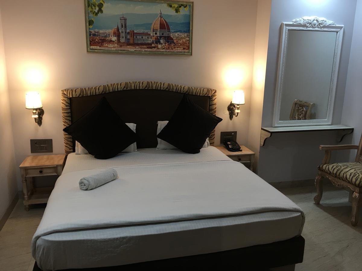 Hotel Posh Chandīgarh Eksteriør billede