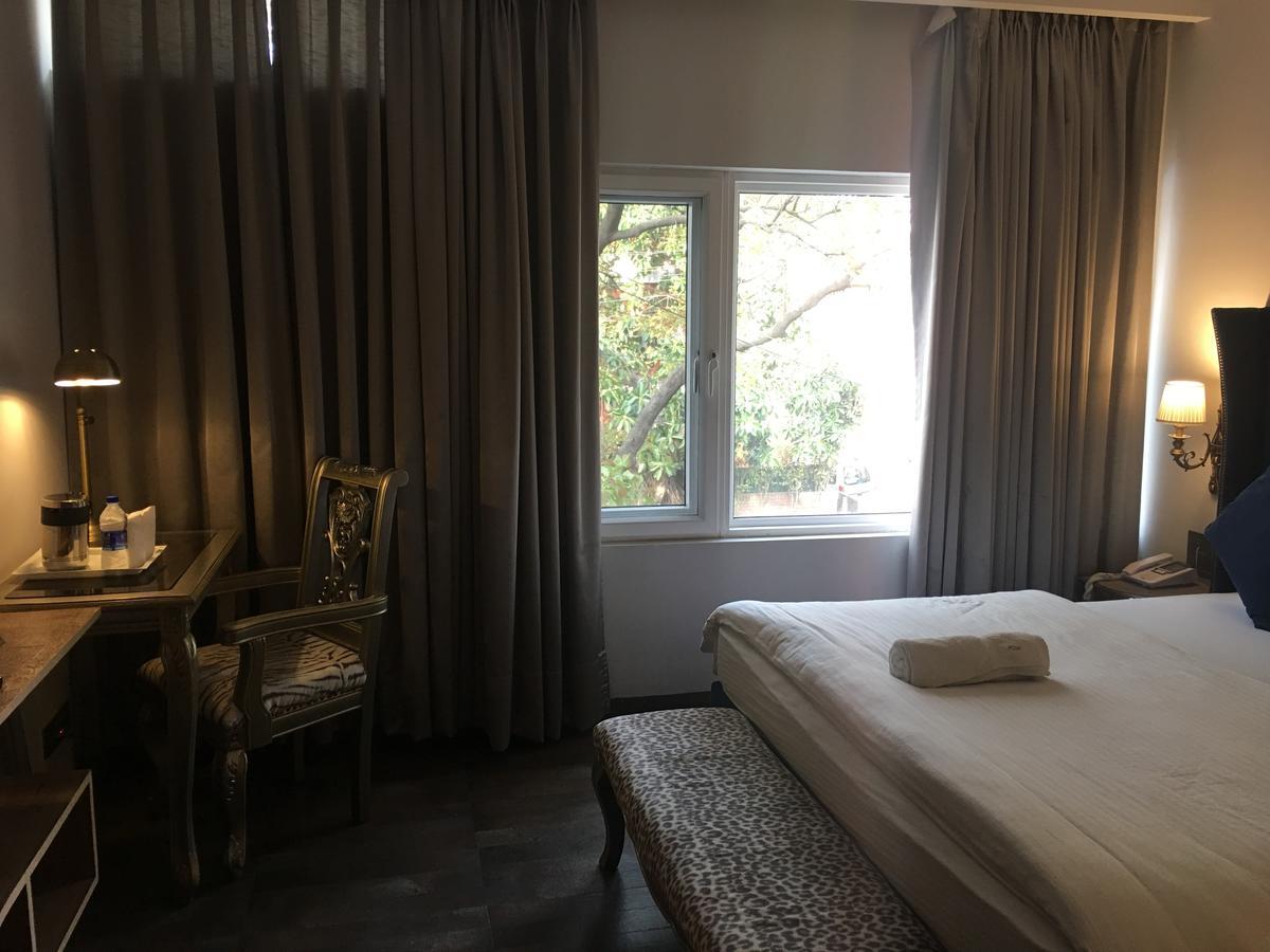 Hotel Posh Chandīgarh Eksteriør billede