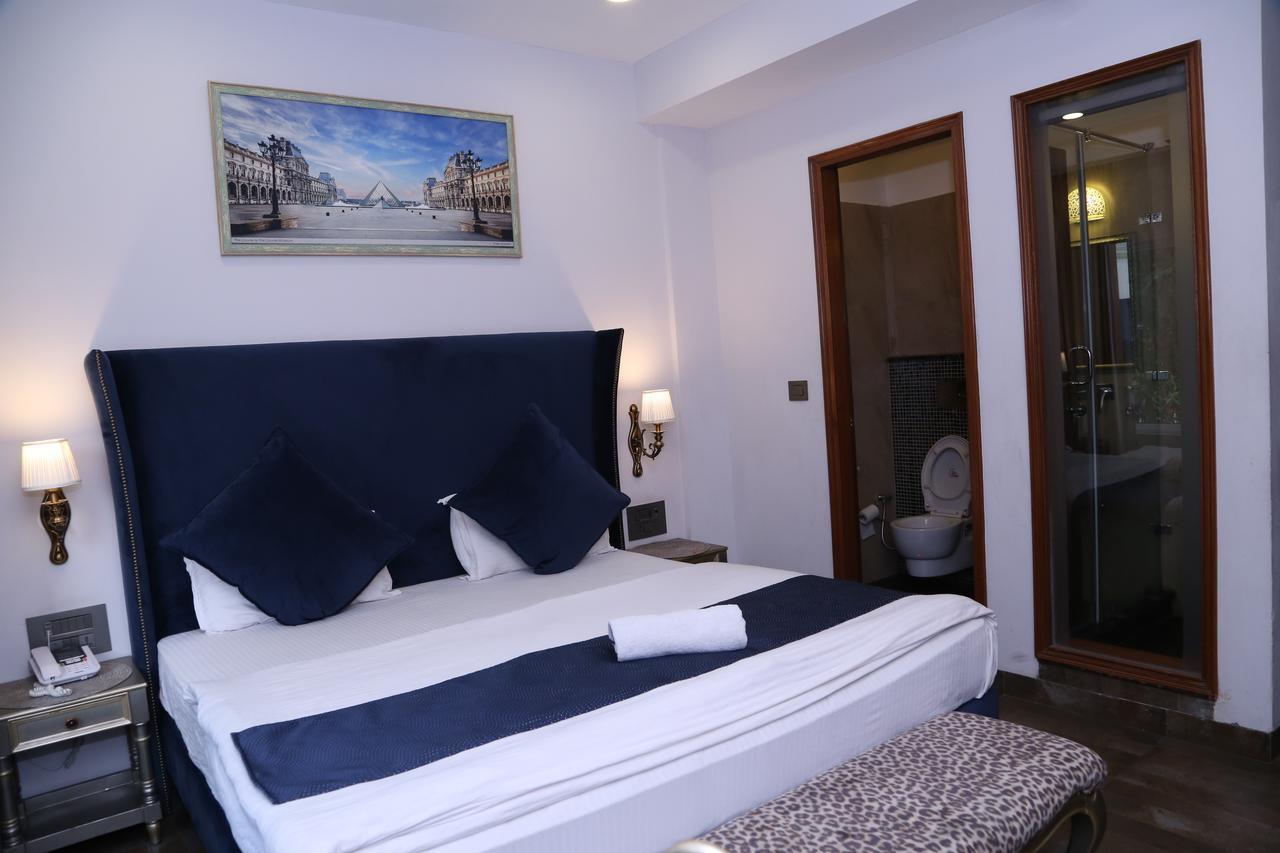 Hotel Posh Chandīgarh Eksteriør billede